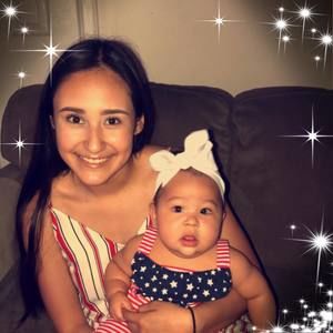 Meet your Posher, Desiree